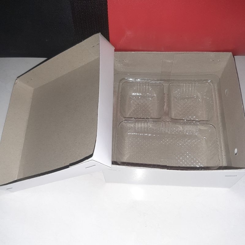 

Dos 15x15x7 400Gr lubang + mika