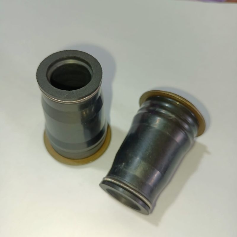 KONDOM NOZZLE KONDOM NOSSEL HINO DUTRO 140HT ORIGINAL