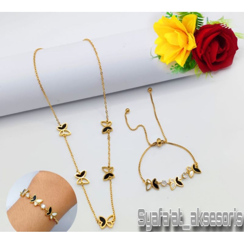 Set Kalung + Gelang Serut Kupu-Kupu Keramik Titanium