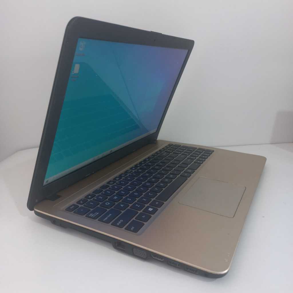 ASUS x540LA Core i3 RAM 4GB Bekas