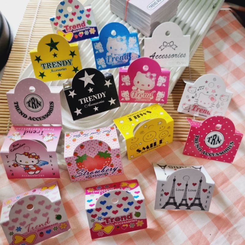 

Hang Tag Aksesoris 1 Pack / Label Harga Gantungan Aksesoris Produk