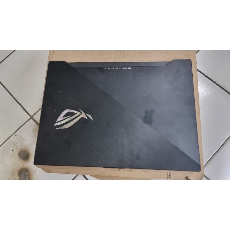 casing laptop Asus ROG GL504G