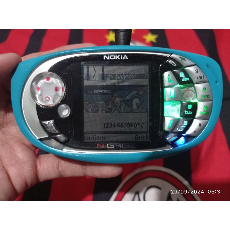 N-Gage QD Bahan