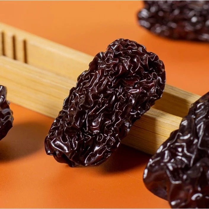 

KURMA HITAM /CHINESE BLACK DATES/WU ZAO/KURMA/KURMA HERBAL/BUAH KURMA HITAM