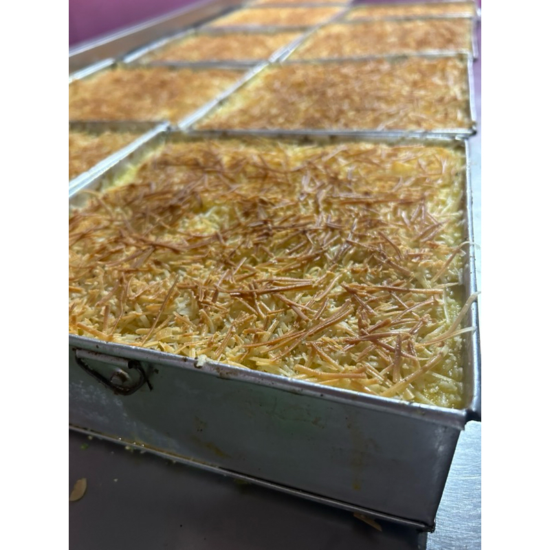 kue lapis legit keju