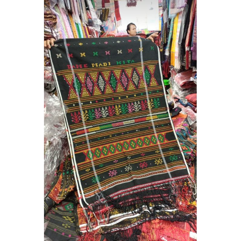 ulos Sadum jumbo untuk pengantin