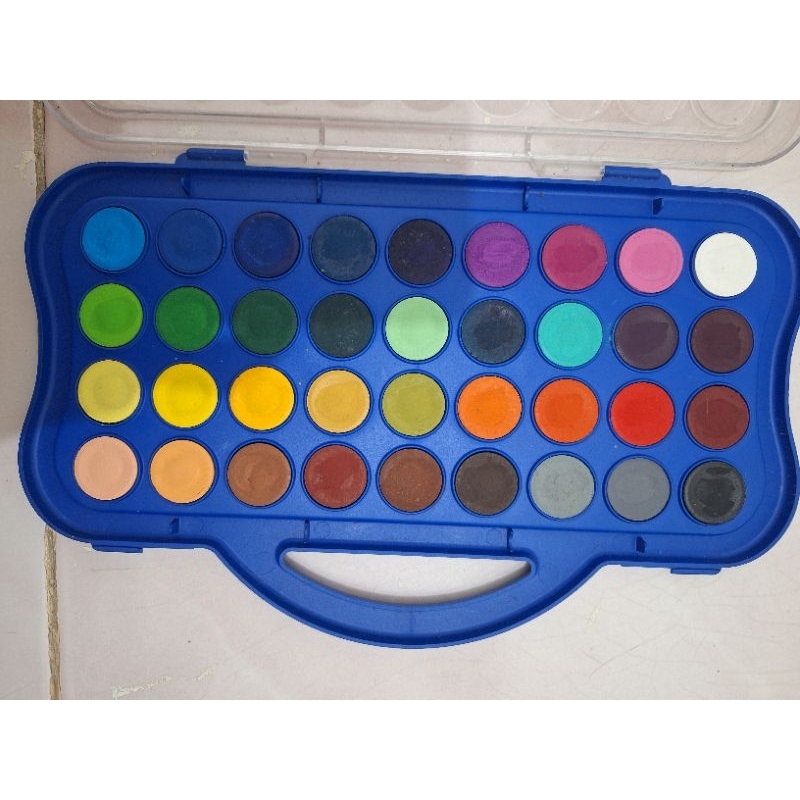 

Cat air Giotto 36warna Preloved