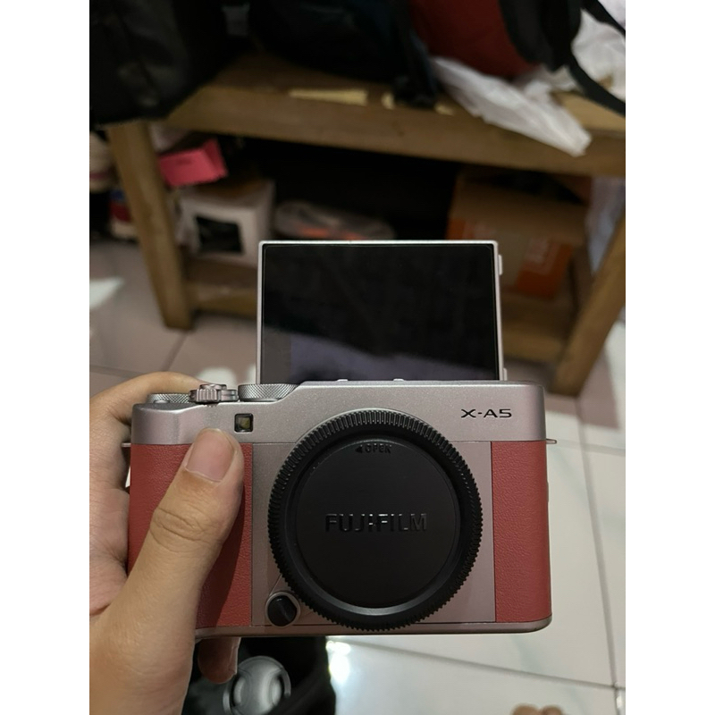 FUJIFILM XA5 BEKAS LIKE NEW