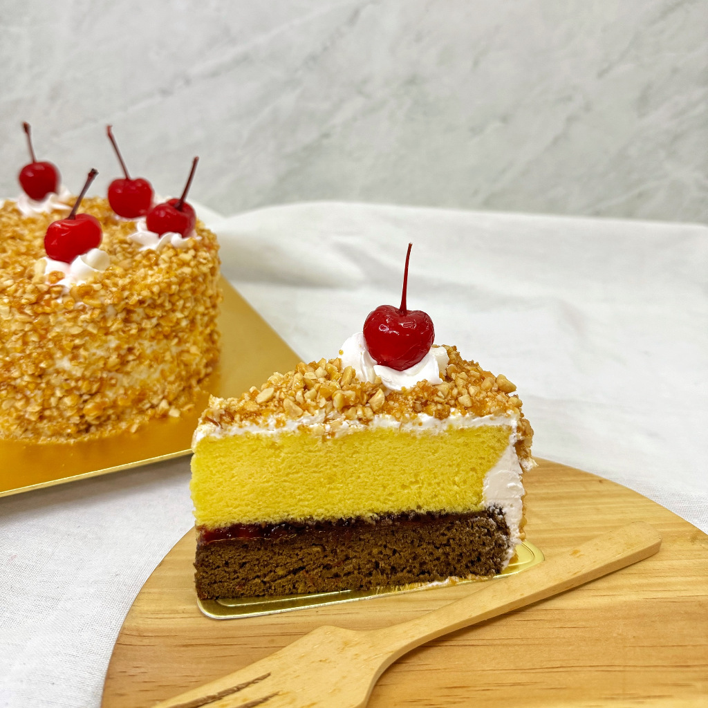 

Sliced Lapis Surabaya Nougat / Slice Kue Lapis Surabaya / Nougat Cake