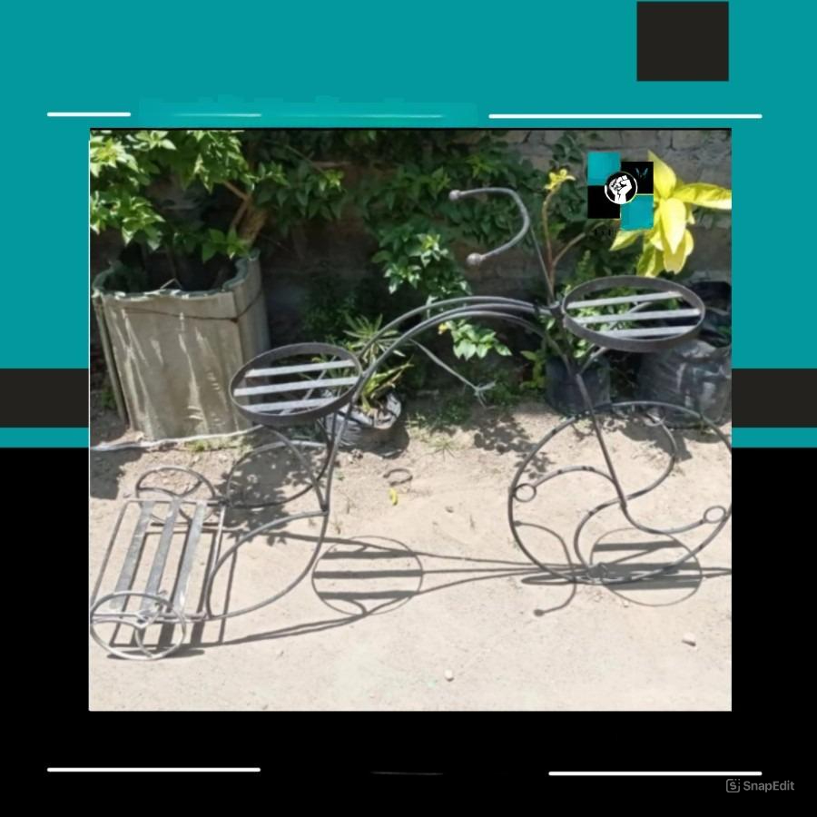 JUAL STANDING POT SEPEDA BESI BETON