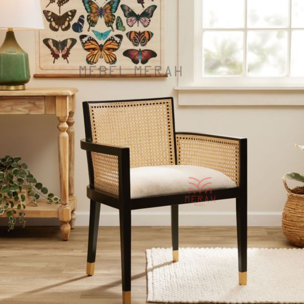 Kursi Makan Kayu Jati - Kursi Kayu Jati - Kursi Tamu Kayu Jati - Kursi Murah - Mebel Merah