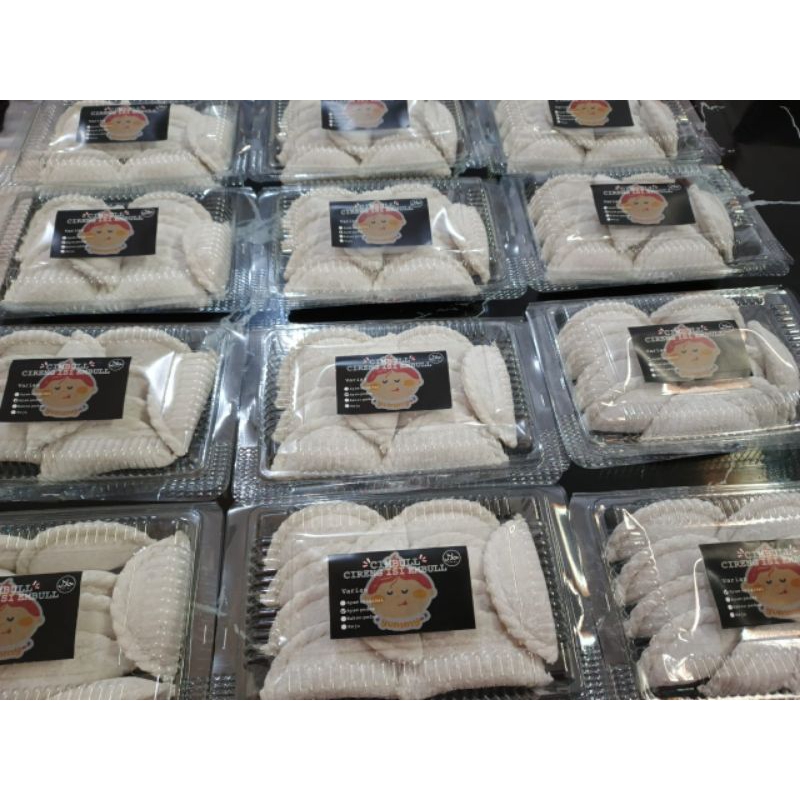 

Cireng isi Ayam pedas/frozen