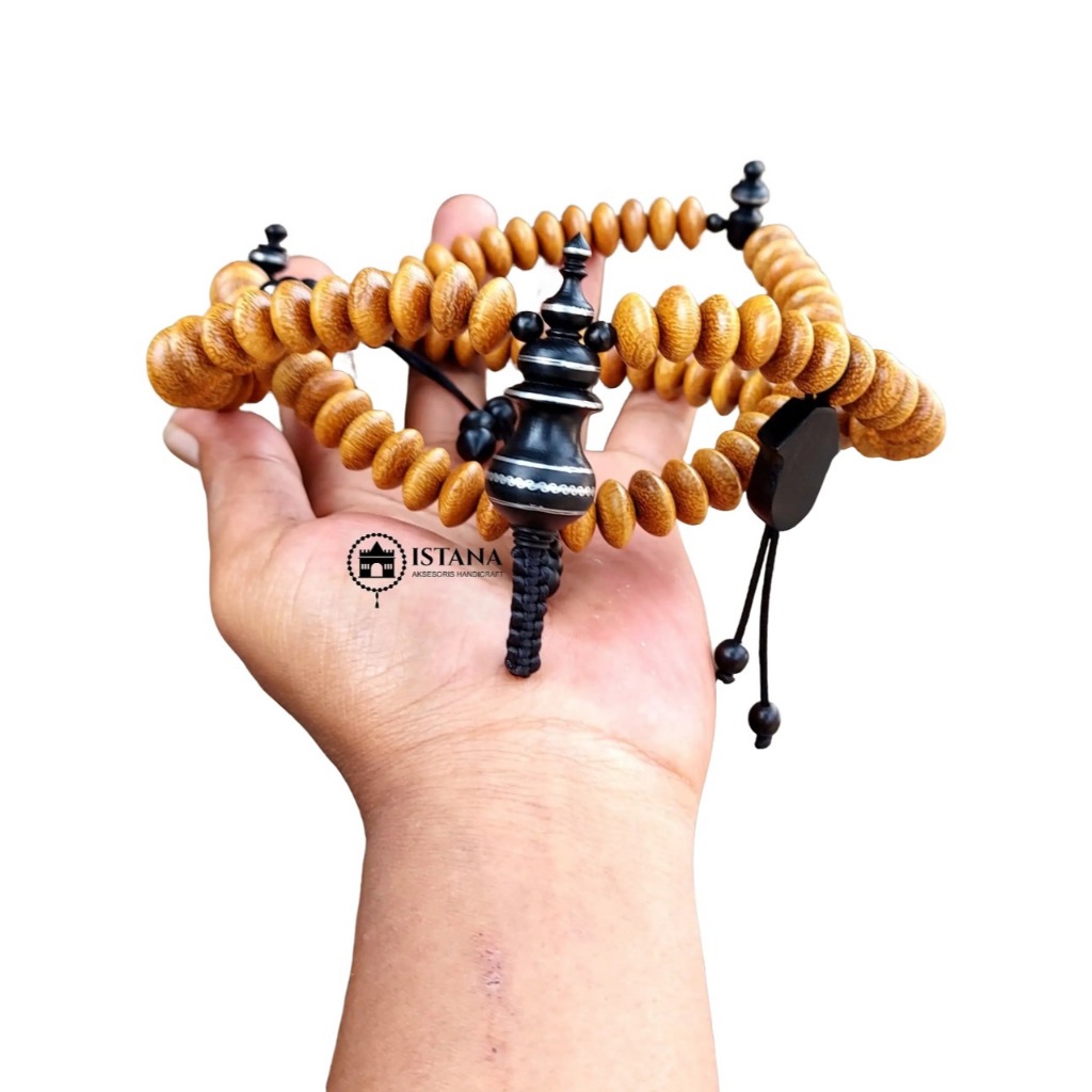Tasbih Kayu Kelor Emas dan Galih Kelor Hitam 13x7mm - Isi 100 Butir - Muslim