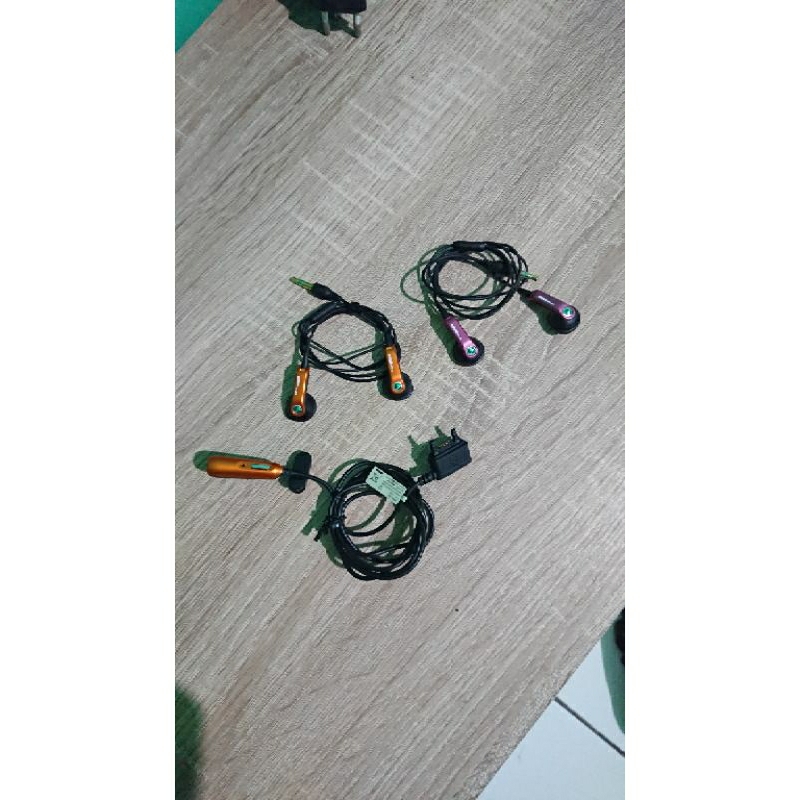 Headset Earphone Handsfree Sony ericsson HPM64 ORIGINAL, bukan HPM70 HPM77 HPM88 MH300 MH500