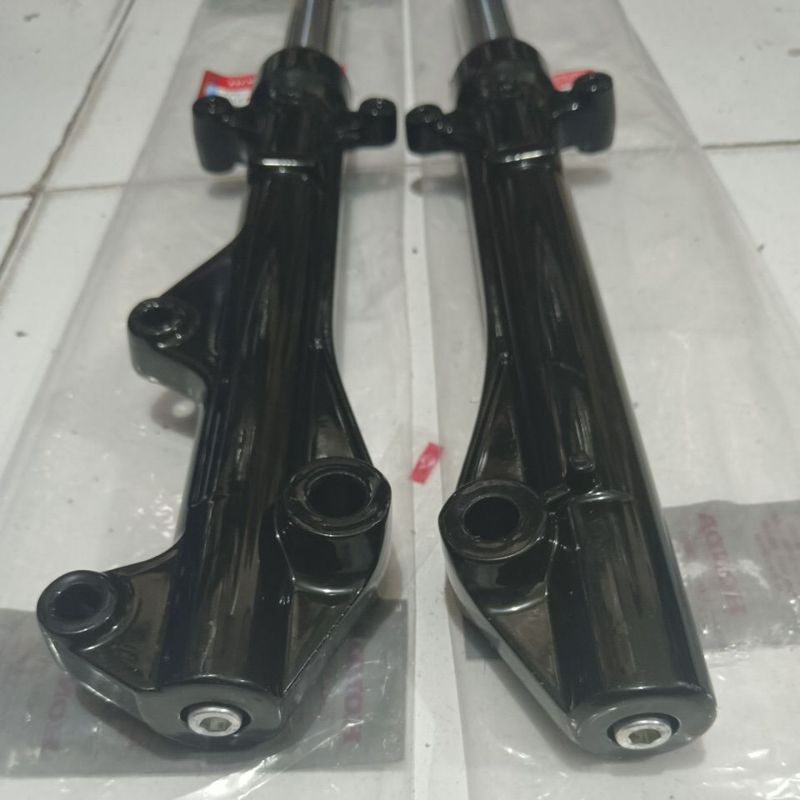 AS SHOCK DEPAN PLUS TABUNG BEAT LAMA BEAT KARBU 2008-2009 SPAKBOR BAWAH KODE PART KVY