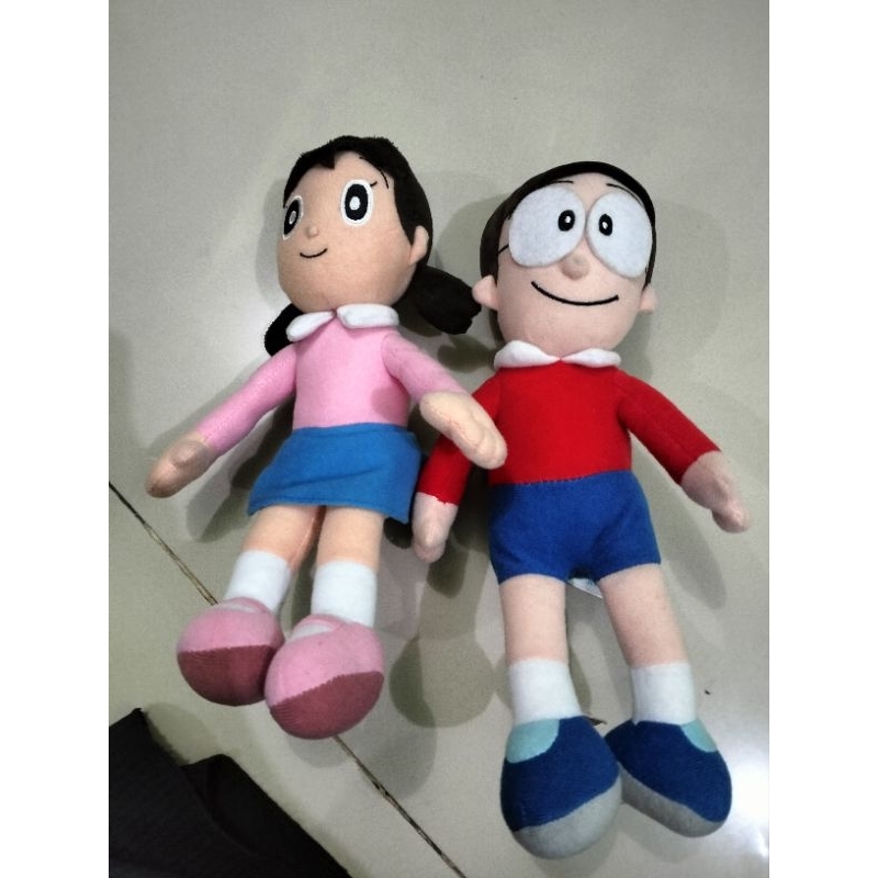 boneka Nobita dan sisuka