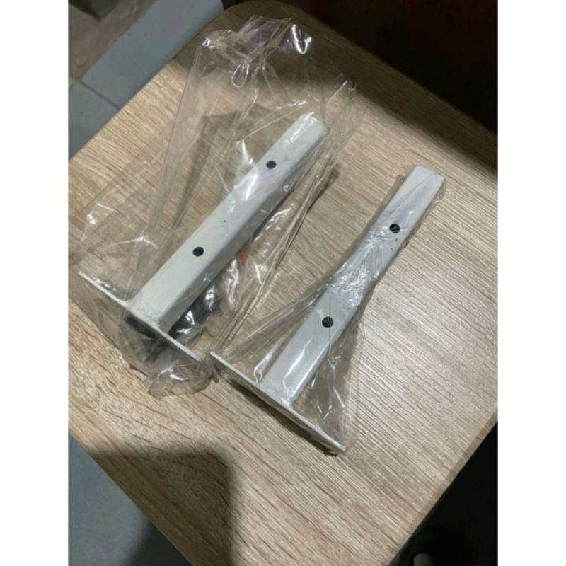 Besi Siku Bracket Penyanggah Ambalan Rak Siku