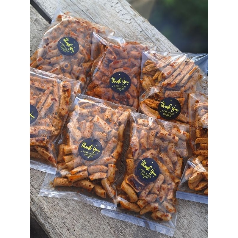 

Makaroni Bantet Pedas Minipack 50 Gram | Cemilan Pedas | Cemilan Mama Lilis