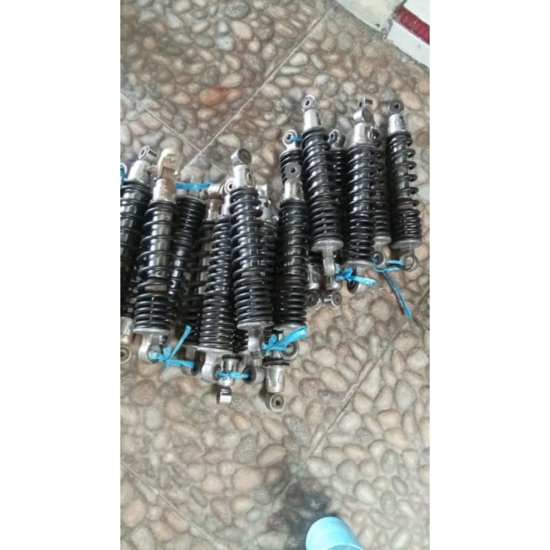 shock belakang Megapro