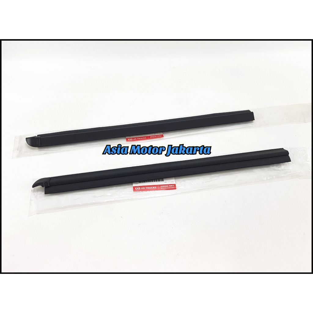 Plipit Kaca Pintu - Moulding - Truck Nissan Euro - PK215 - CWA260 - PK260CT
