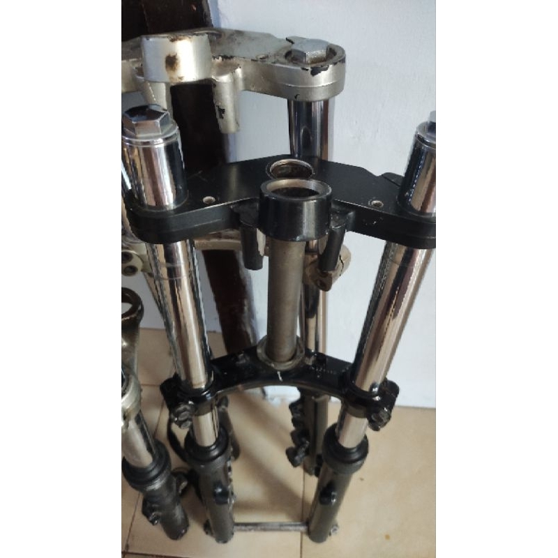 Shock depan Ninja RR NEW original PNP honda