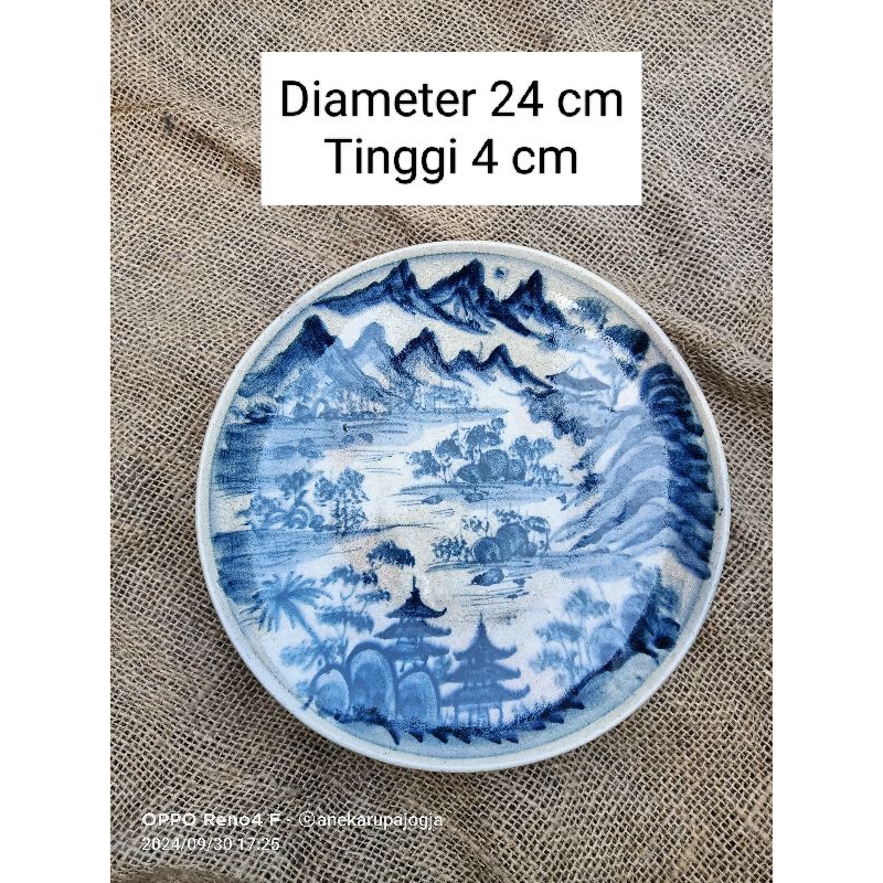 piring gantung keramik lukis biru putih gambar pemandangan china