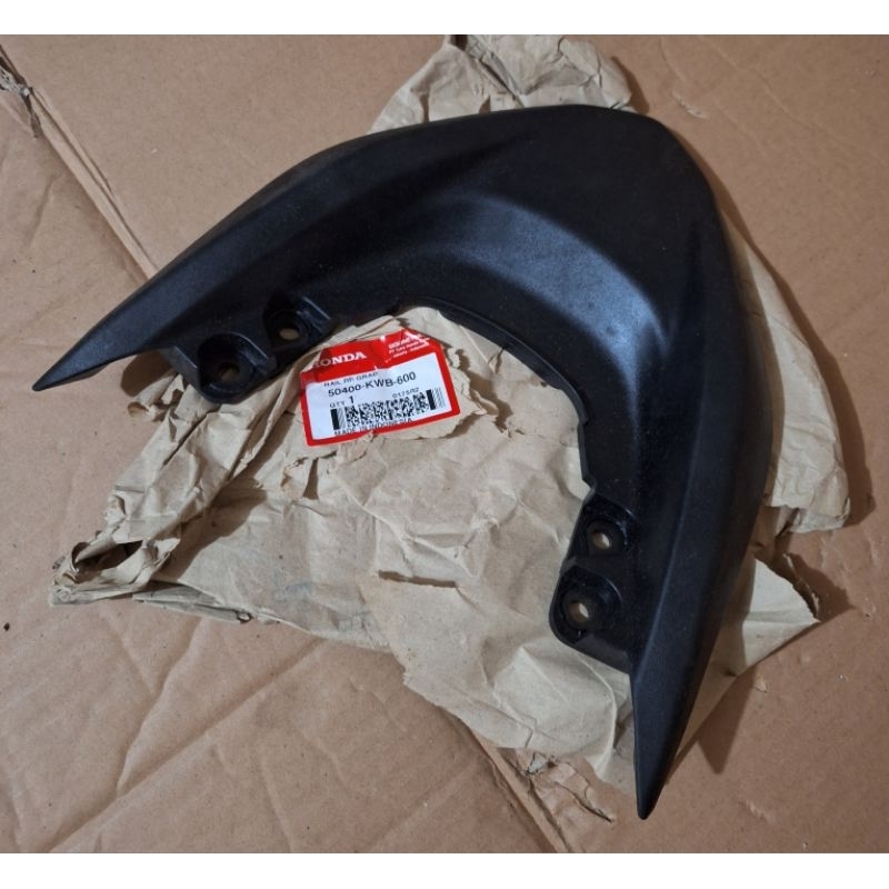 behel begel pegangan besi belakang honda blade bled karbu original ahm honda 50400-kwb-600