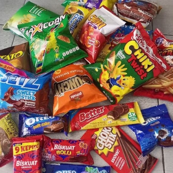 

Aneka Snack 2000 an isi Mix/campur 10 pcs
