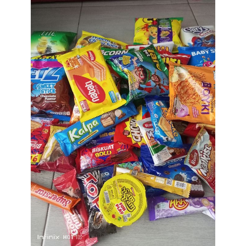 

Aneka Snack 500 an, 1 paket isi 40 pcs