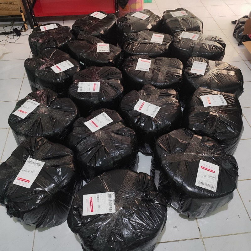 

HJK Bubble wrap Hitam Bening 30x50 40x50 20x50