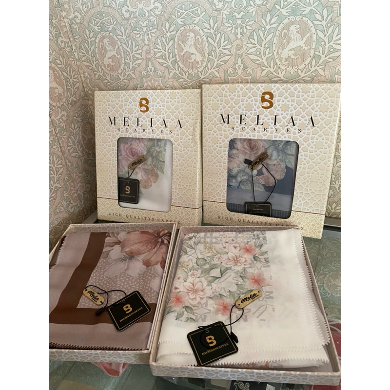 meliaa scarves