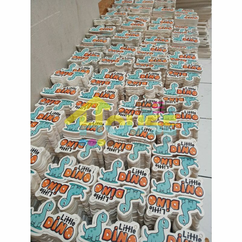 

Lebel baju hangtag lvory 700 gsm/ hang tag tebel/ Lebel baju bergaransi