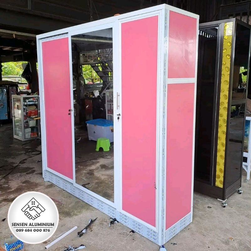 lemari almari baju aluminium malang