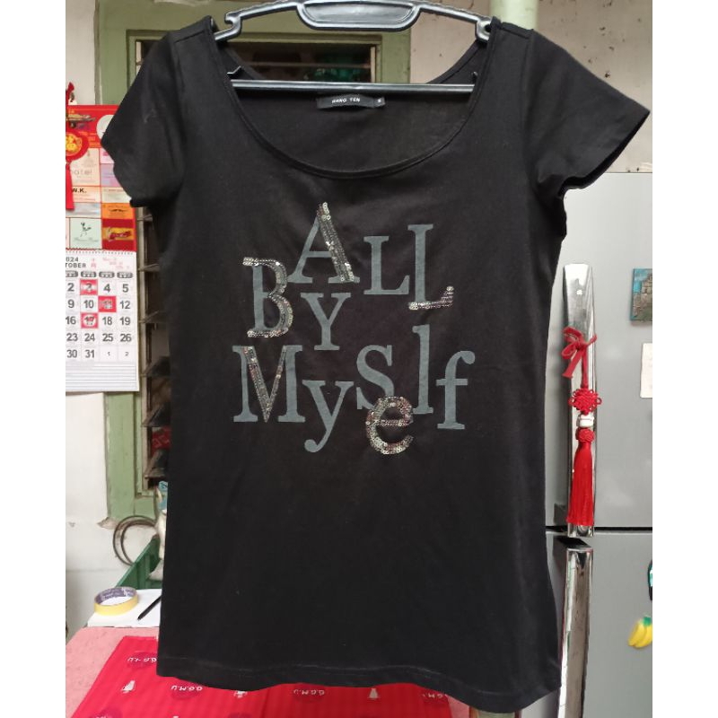 Kaos Hitam merk HangTen Preloved