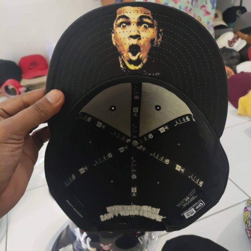 Topi New era x Muhammad ali langka