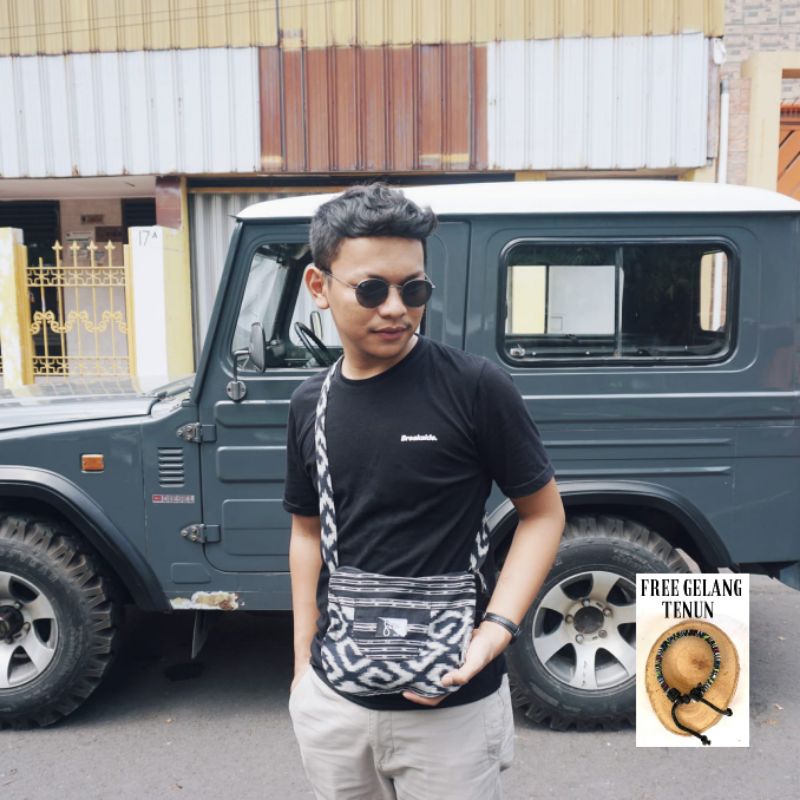 tas tenun // Slingbag tenun // tas selempang tenun