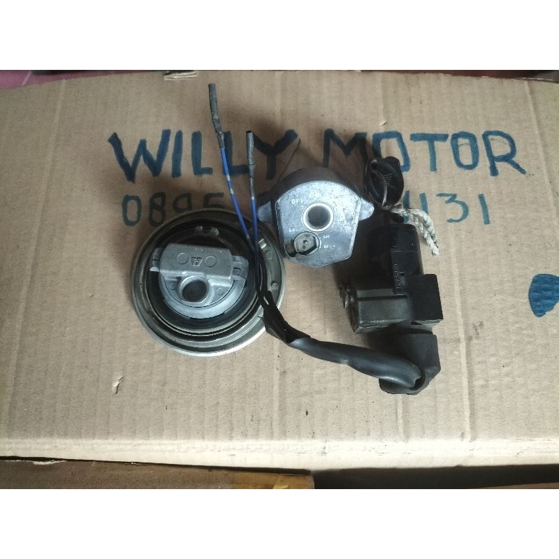 Kunci kontak + tutup tangki CBR 150R ori copotan normal