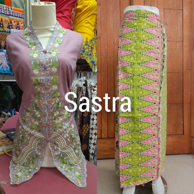 Kebaya encim dewasa // kebaya encim katun bordir // kebaya encim Betawi // set kebaya encim Betawi /