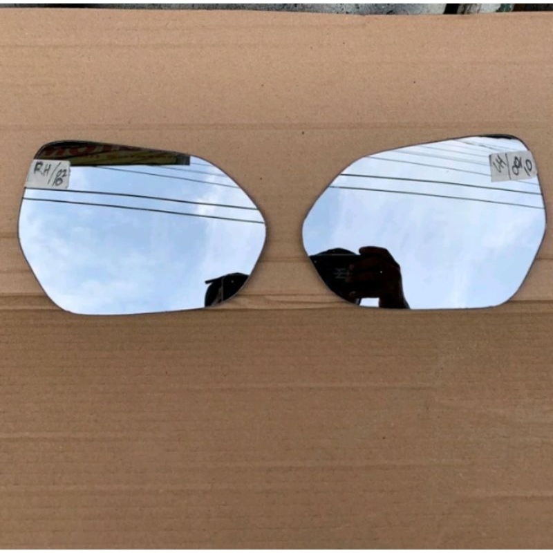 kaca spion Sienta type Q V E kaca spion Toyota Sienta kaca spion Sienta kaca saja