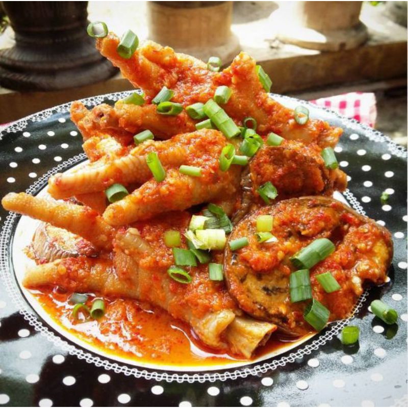 

CEKER SETAN DAUN JERUK 1/2 KG (PEDAS CABE MIX CHILI OIL)