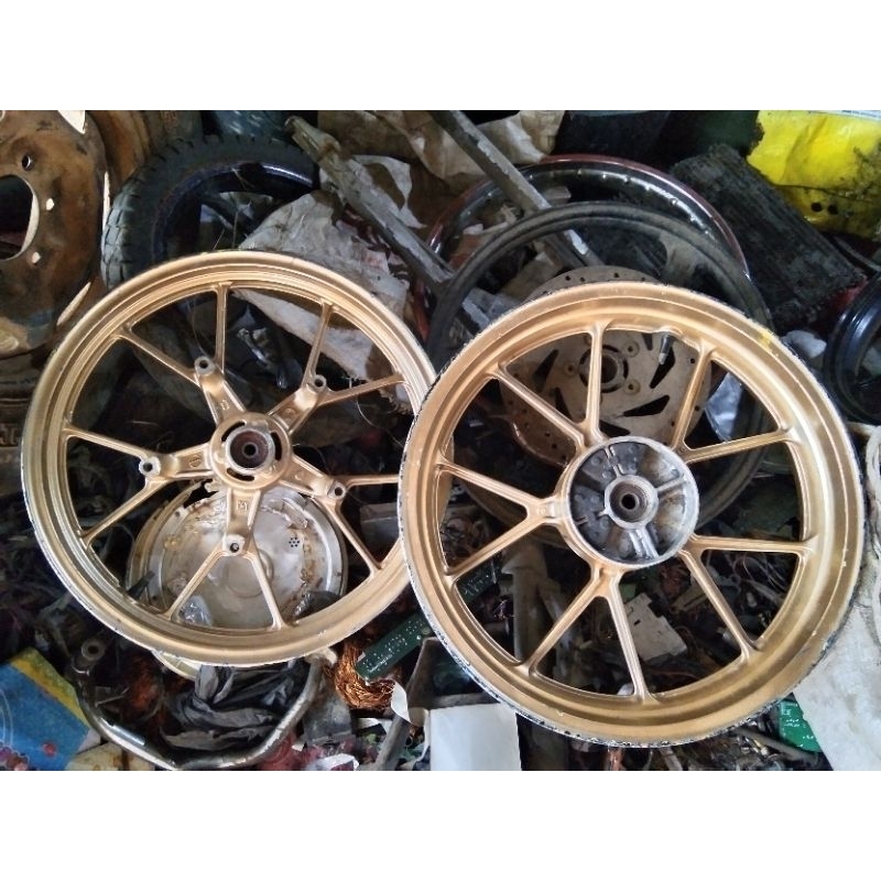 velg gsx150r ORI