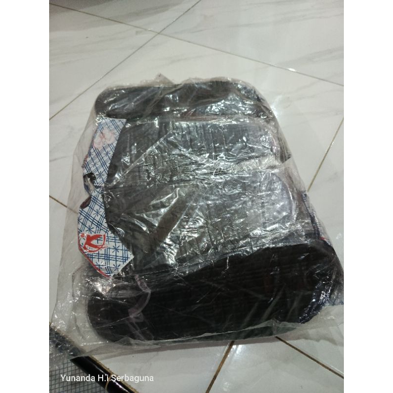 Sendal Swallow hitam polos ( 6 pasang )