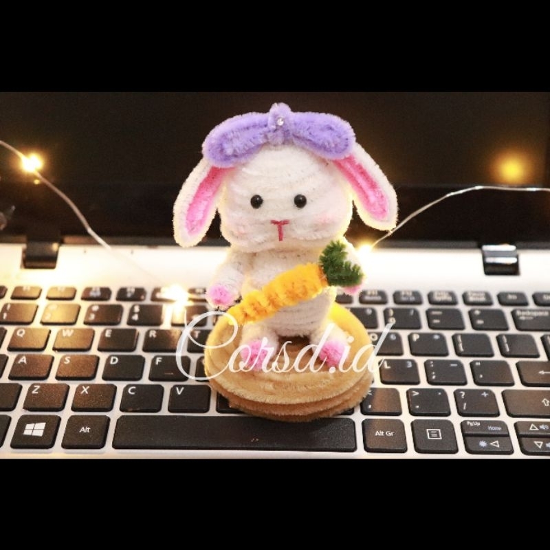 BONEKA KELINCI PAJANGAN HIASAN BONEKA KELINCI