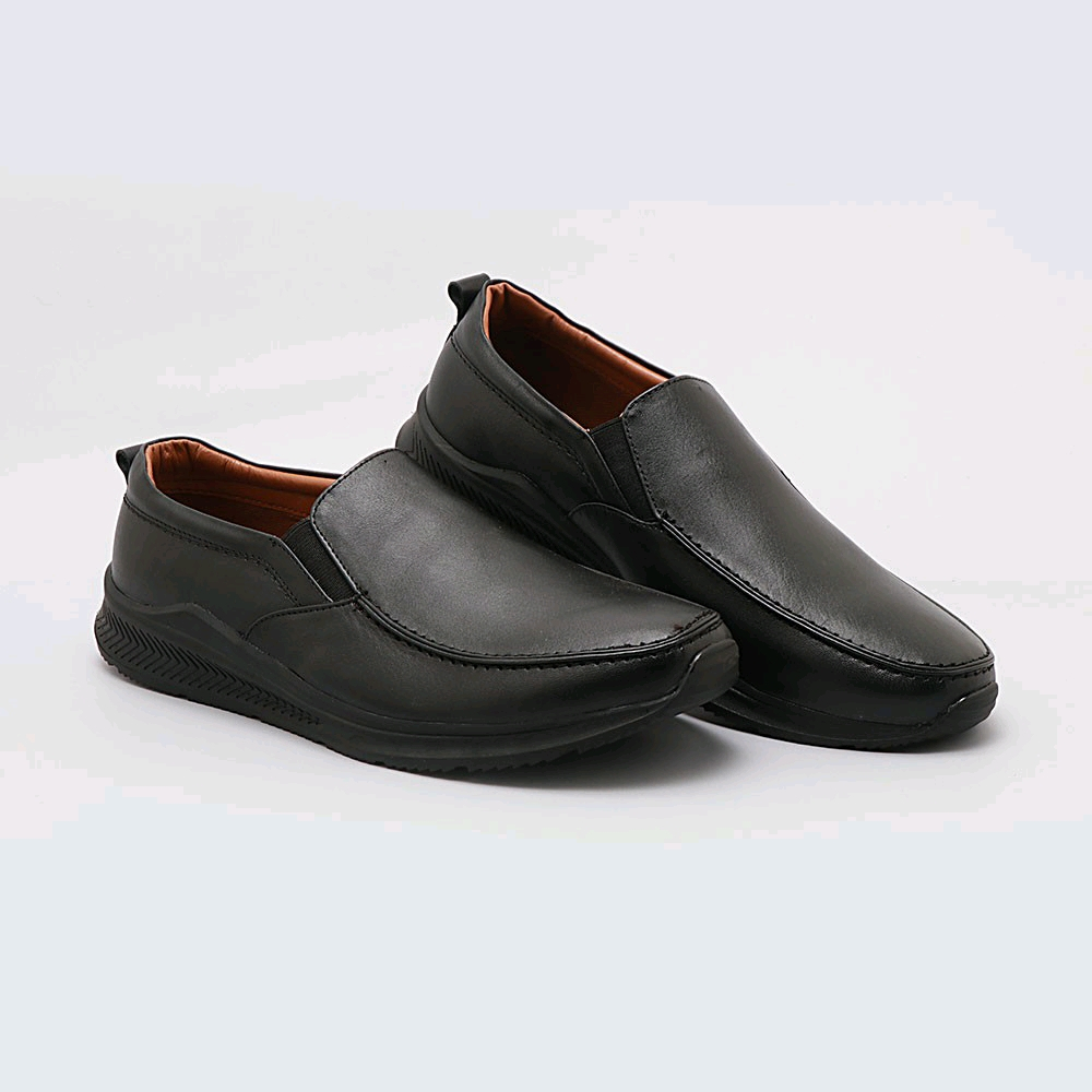 BUCCHERI Sepatu Kulit Pria Loafers Slip On Barthez - BA3071