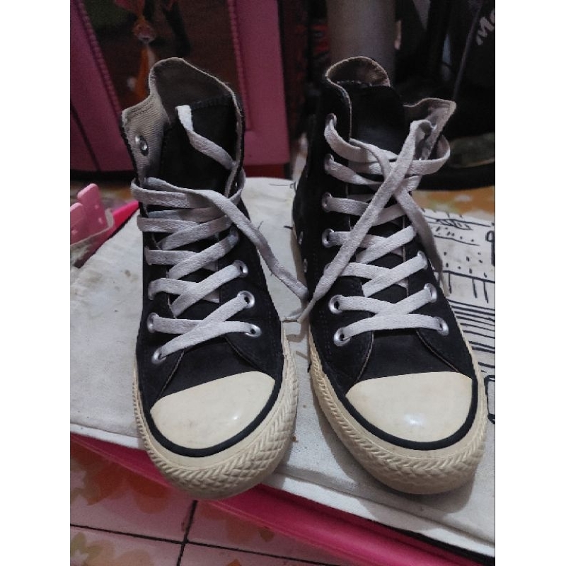 Sepatu convers original (pl)