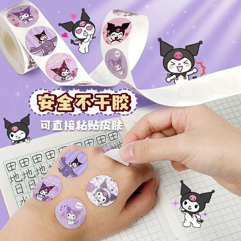 

Stiker Roll Label Lucu Isi 500 Lembar Motif Cartoon Untuk Tempel di Box Packaging.