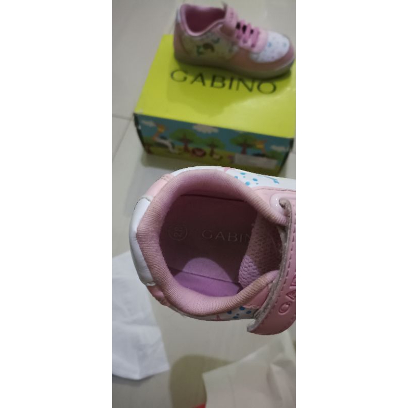 PL Sepatu anak perempuan Gabino