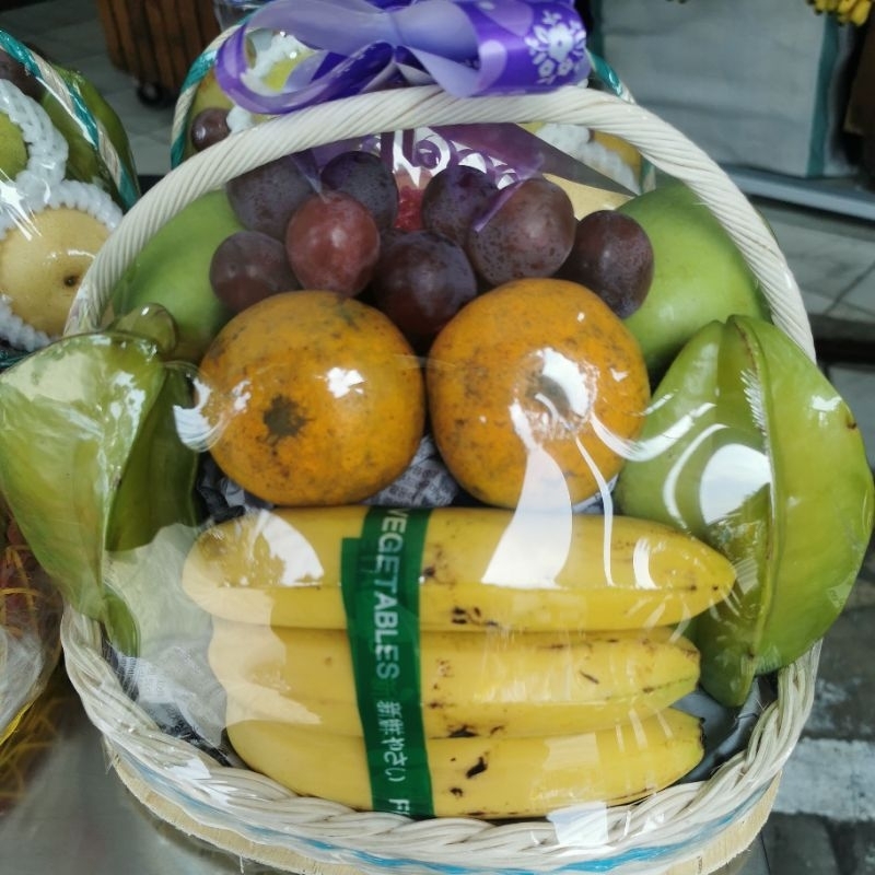 

RB Parsel Buah Segar/Parcel Buah lokal & Buah Import ( Gratis kartu ucapan )