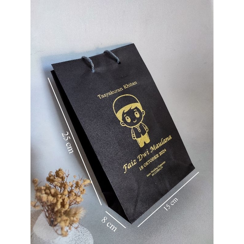 

PAPER BAG WAFER HITAM POLOS | paper bag wafer 15 x 8 x 25 | Tas wafer