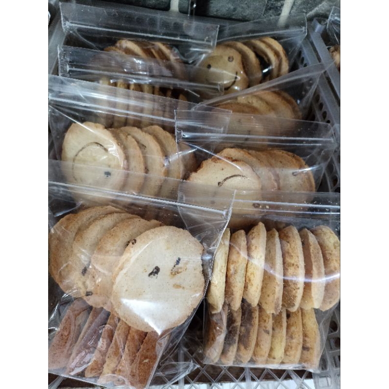 

BOLU KERING / SNACK KILOAN